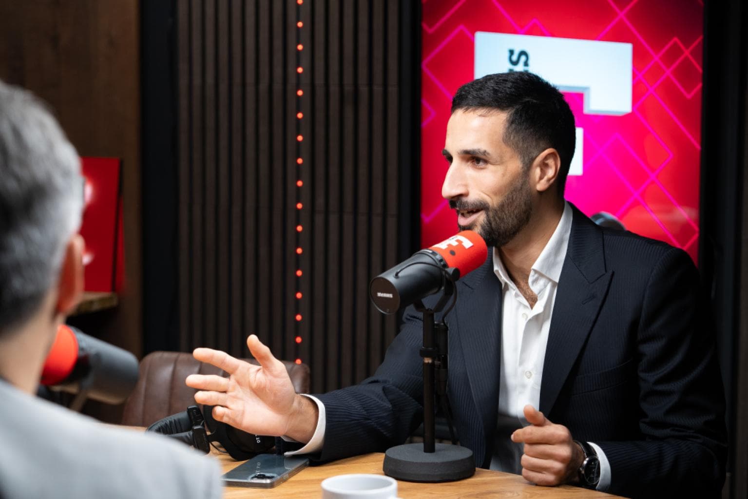 Tom Benoît « Si Bruno Le Maire était américain, il serait poursuivi ! »