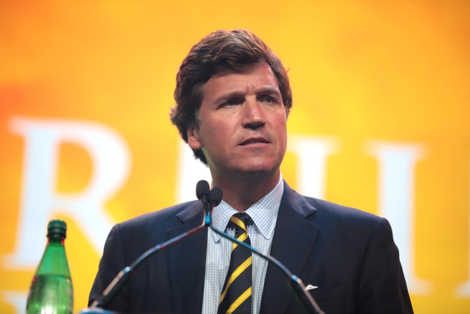 [Portrait] Tucker Carlson : l'éditorialiste du conservatisme américain