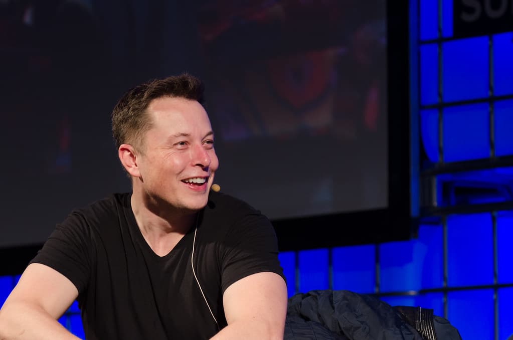 Elon Musk renforce sa position d'homme le plus riche de l'Histoire avec une fortune de 348 milliards de dollars