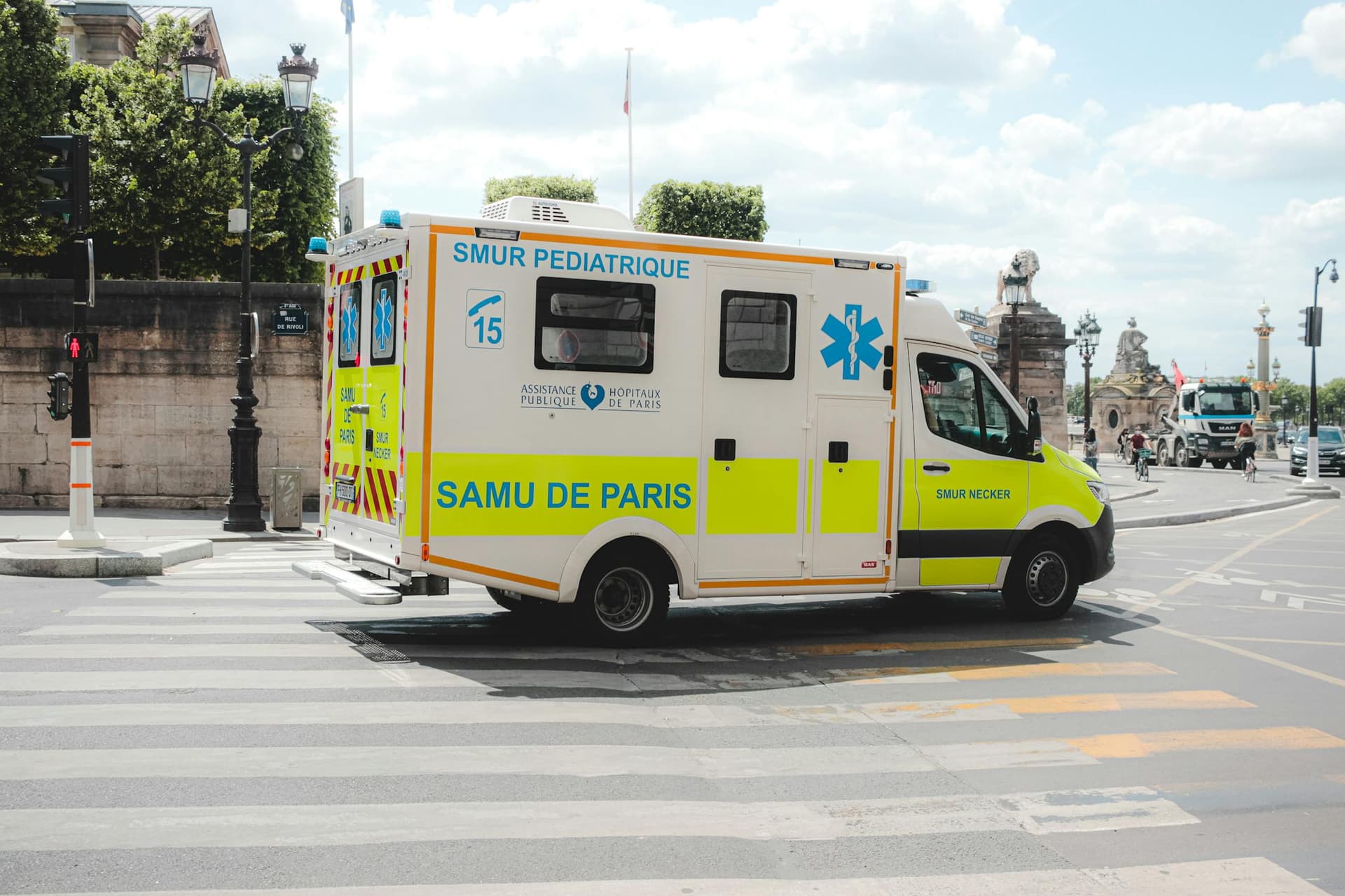 [INFO FRONTIÈRES] « Ne touchez pas à l’AME ! » : la pétition médicale qui s’oppose à la réforme