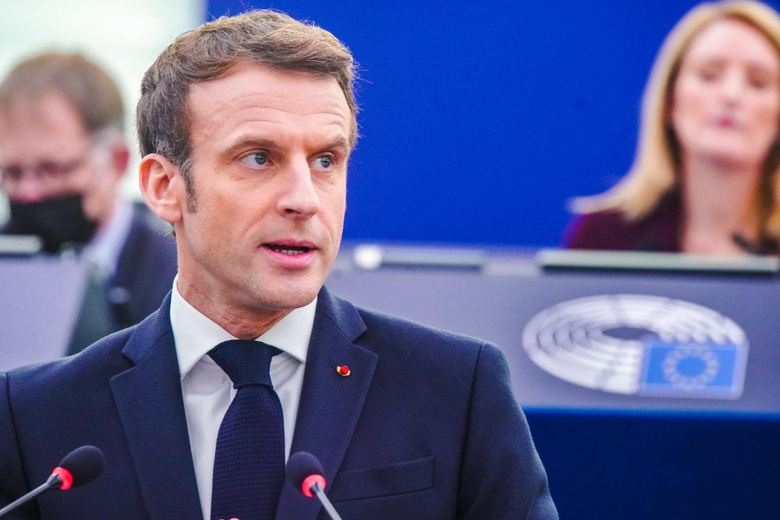 Sondage : 65 % des Français désapprouvent la décision d'Emmanuel Macron de ne pas convier le RN et LFI pour constituer un nouveau gouvernement