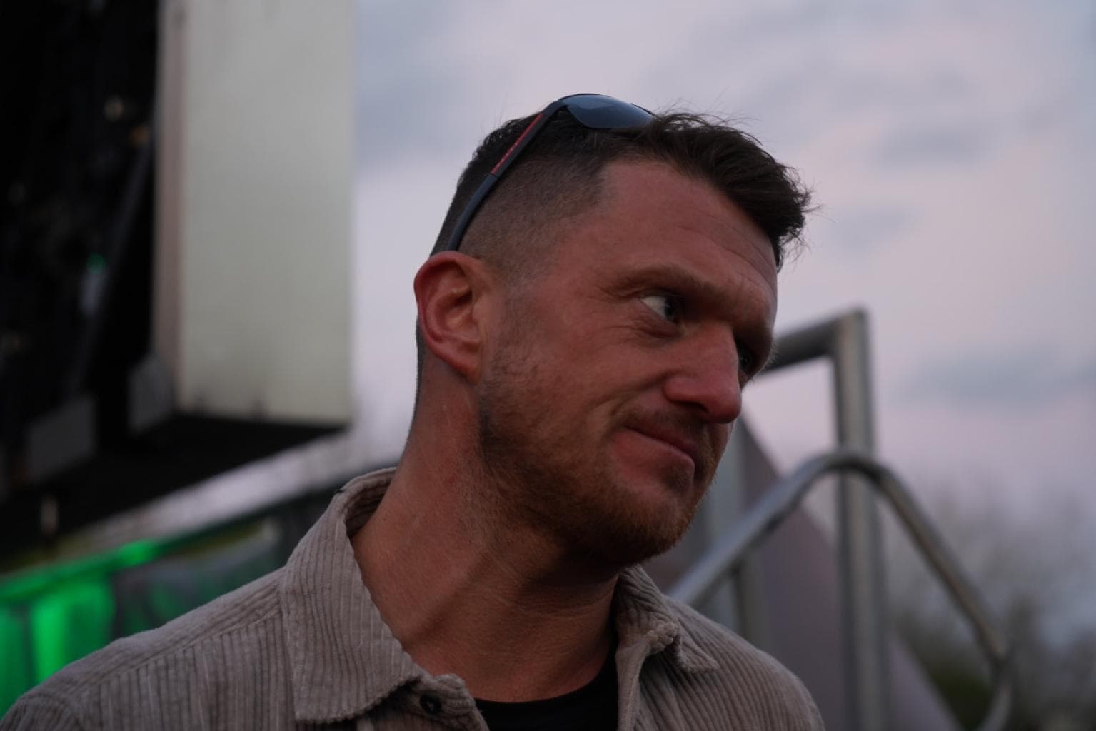 Incarcéré pour avoir diffusé son documentaire Silenced, Tommy Robinson paye le prix de son engagement