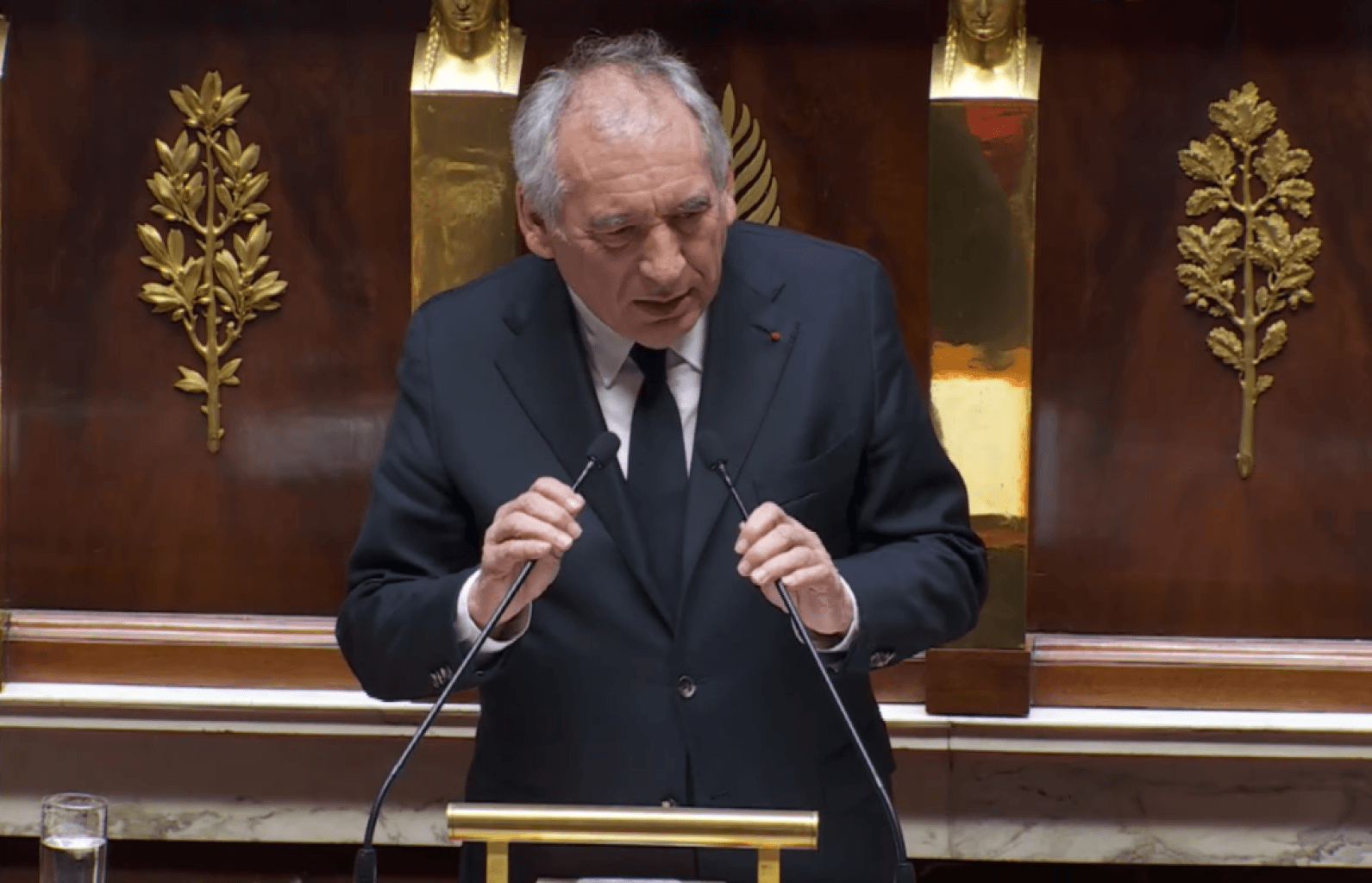 Retraites, budget, proportionnelle : ce qu'il faut retenir du discours de politique générale de François Bayrou