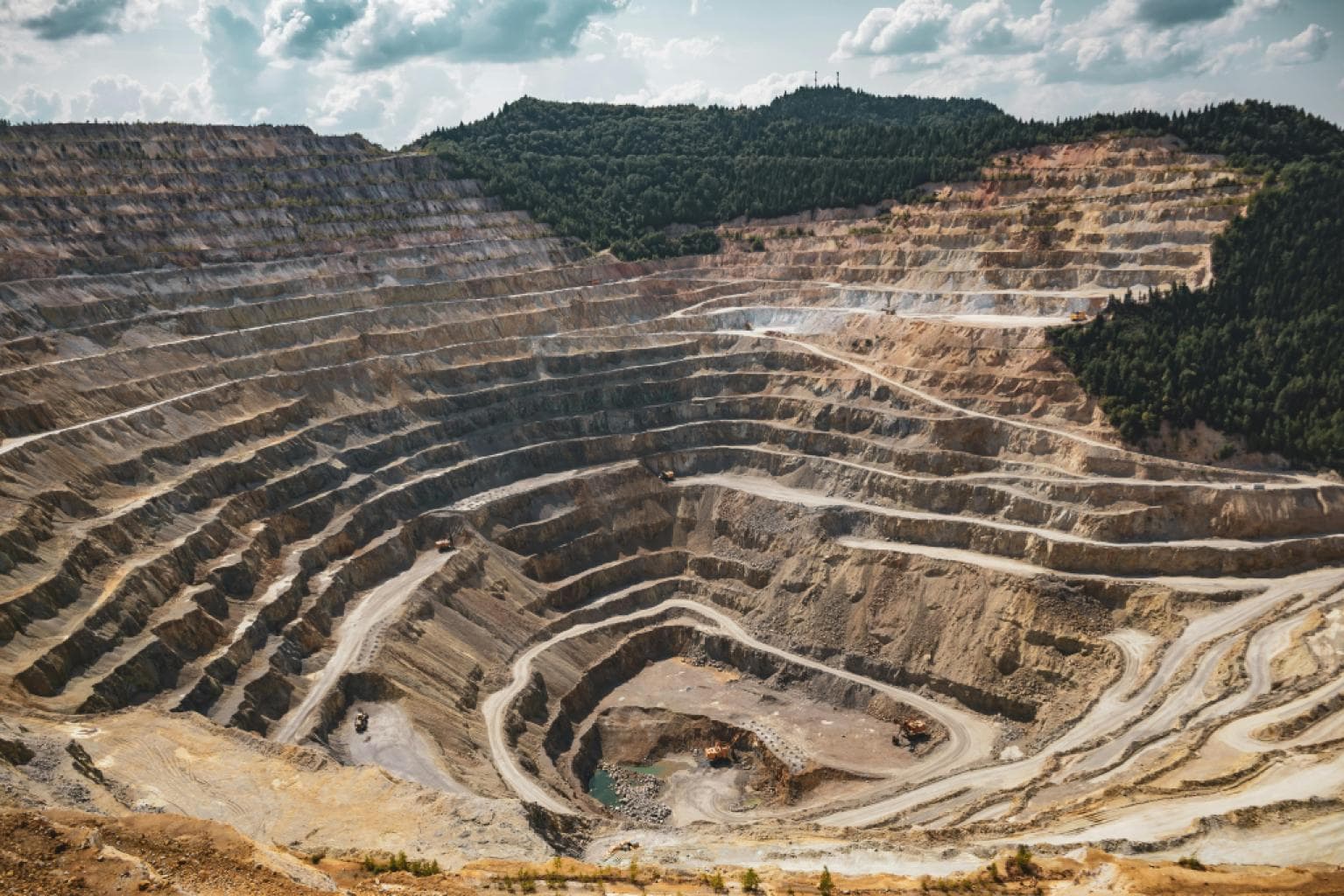 Afrique du Sud : 60 corps de mineurs clandestins ont été extraits d’un gisement d’or en l’espace de deux jours