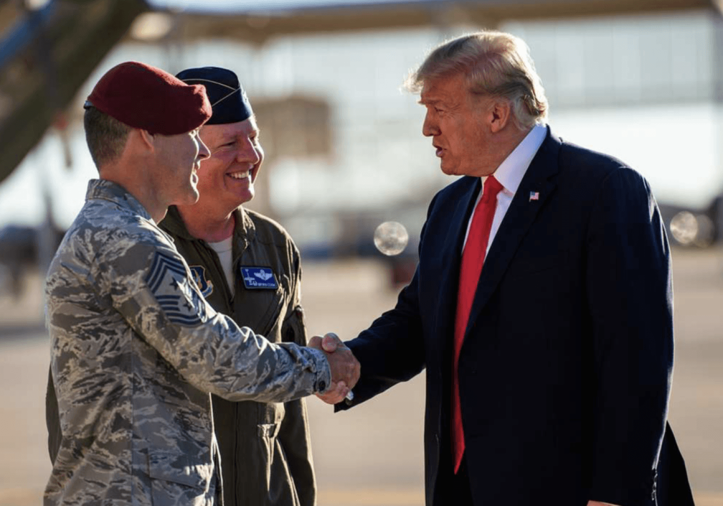 Trump souhaite la création d'un Dôme de fer américain 