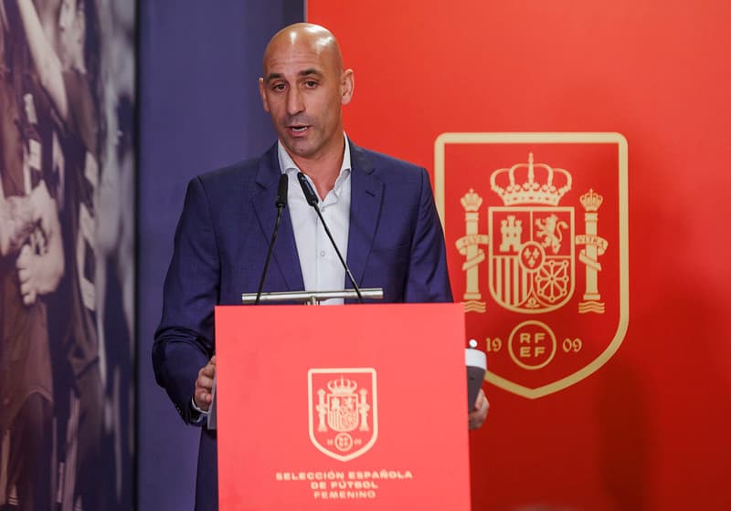 Luis Rubiales : baiser consenti ou coup monté ?