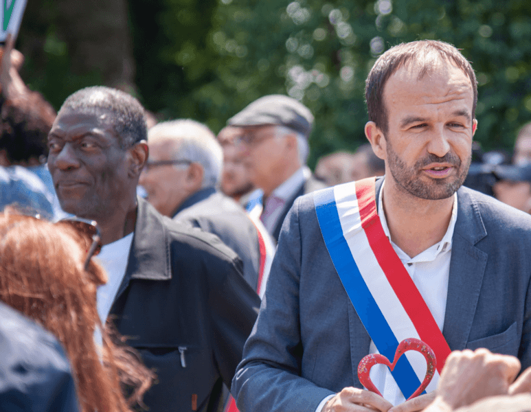 Manuel Bompard : don de Bernard Arnault et abaya