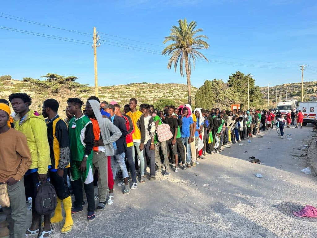 Invasion migratoire : Erik Tegnér est à Lampedusa