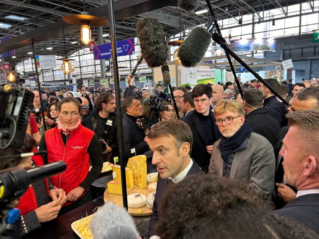 Salon de l’Agriculture : Macron sous les huées et Bardella sous les applaudissements