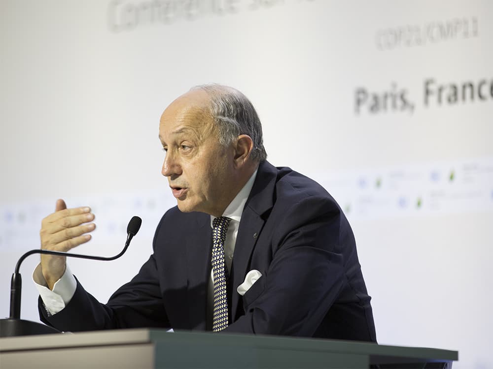 [Contre-attaque] Un référendum sur l’immigration serait-il vraiment inconstitutionnel, comme l’affirme Laurent Fabius ?