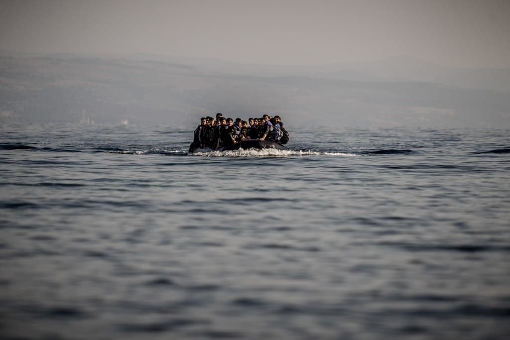 Migrants dans la Manche : les maires du littoral sonnent l’alarme face à la submersion migratoire