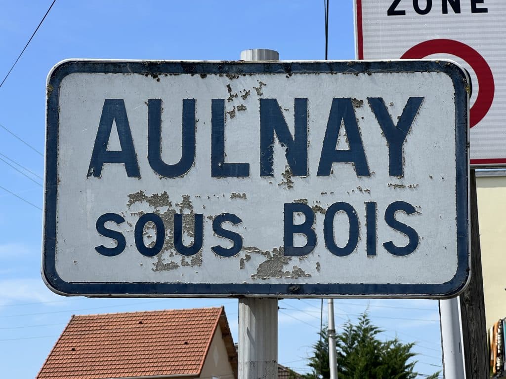 Un adolescent tué à coups de couteau à Aulnay-sous-Bois dans un fast-food