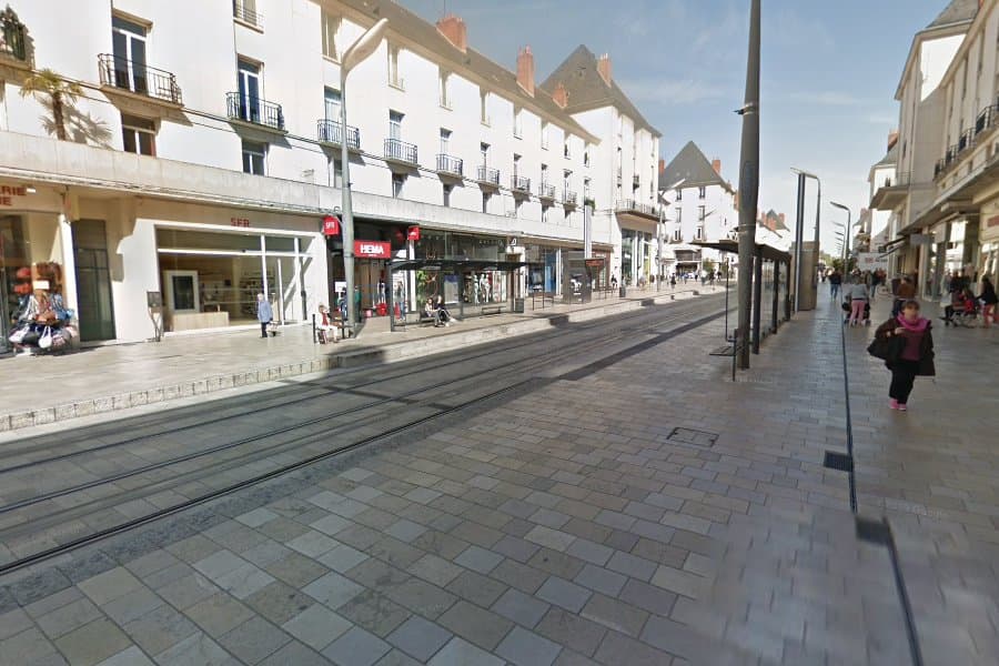 Tours : un homme de 43 ans roué de coups à la sortie du tramway