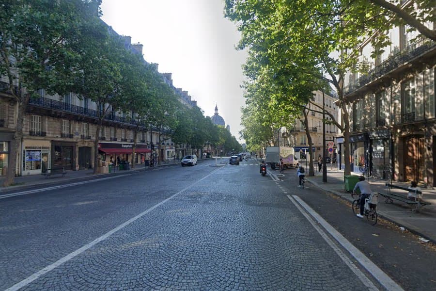 Paris : un automobiliste tue un cycliste après un différend