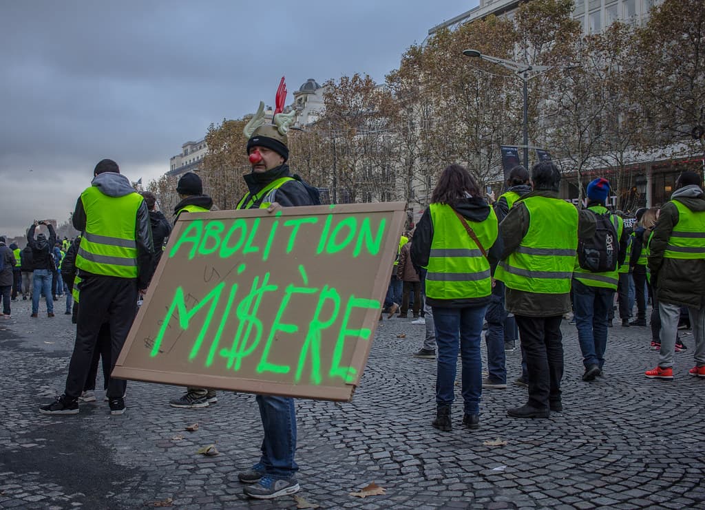 Gilets Jaunes, acte 2024 : retour des chasubles sur les ronds-points ?