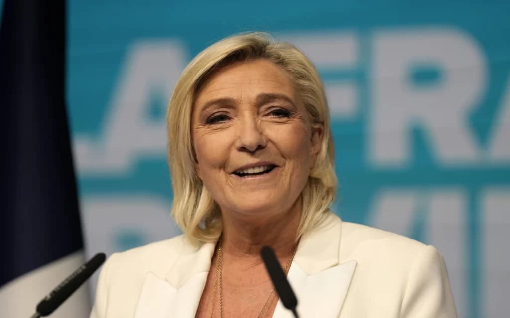 Procès des assistants parlementaires du FN : la pétition du RN pour défendre Marine Le Pen