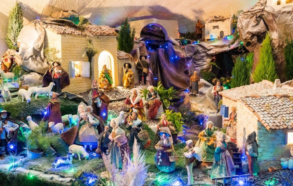 Le maire de Beaucaire maintient la crèche de Noël malgré l’interdiction