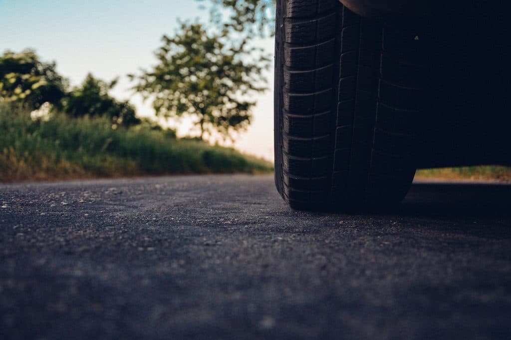 Nanterre : Braquée par un homme cagoulé, une jeune femme victime d’une nuit d’horreur au volant de sa voiture